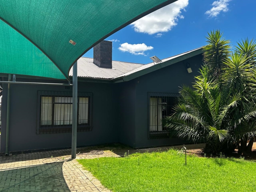 3 Bedroom Property for Sale in Dan Pienaar Free State